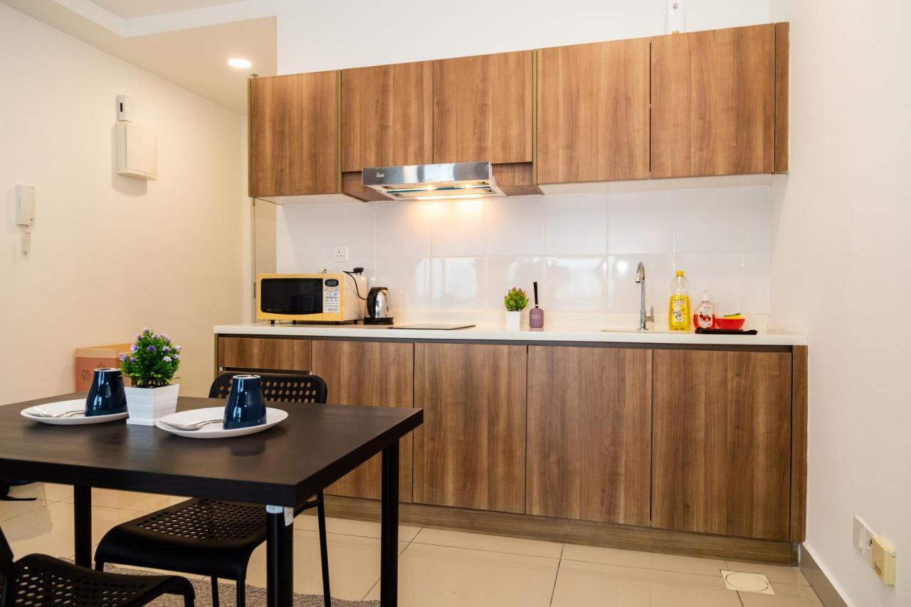Studio Units At Pacific Tower Near Jaya One By Comfyasia Petaling Jaya Exterior photo